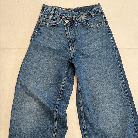 ZARA TRF THE HIGH-WAIST WIDE LEG CROSSOVER JEANS SIZE 4 - Picture 4 of 16